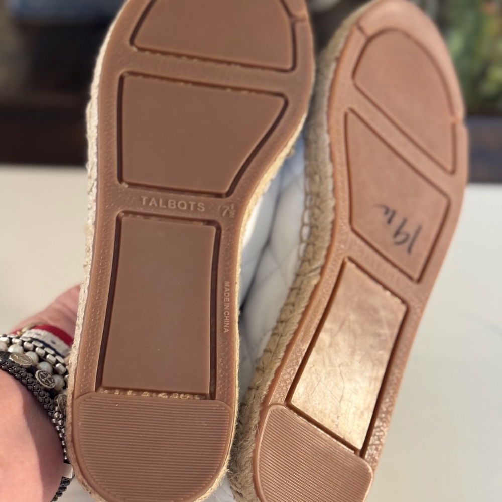 🤍🖤 NWOT TALBOT’S IZZY SOFT LEATHER ESPADRILLES! - Picture 9 of 9